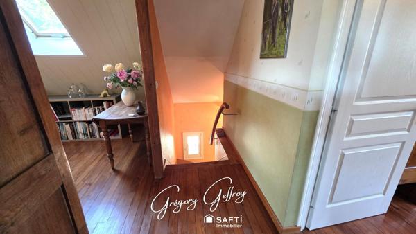 PISCINE + DOUBLE GARAGE / ATELIER