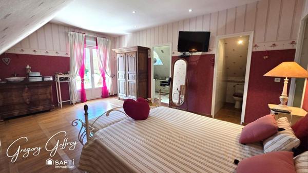 PISCINE + DOUBLE GARAGE / ATELIER