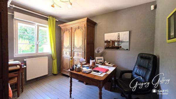 PISCINE + DOUBLE GARAGE / ATELIER