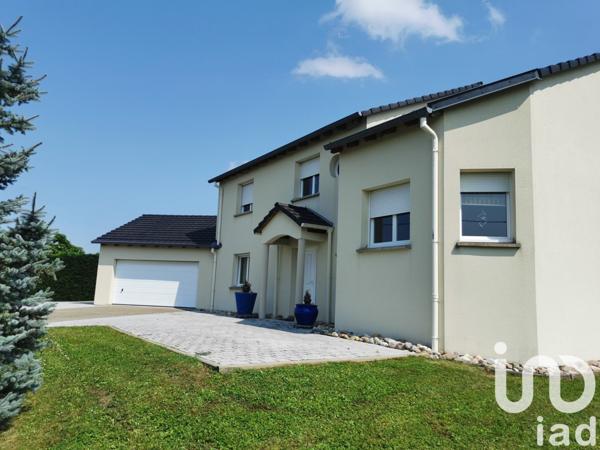 Maison traditionnelle 8 pièces de 250 m² à Phalsbourg (57370)