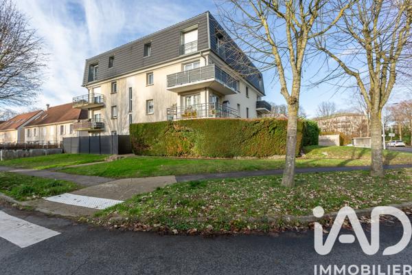 Appartement à vendre 2 pièces 48 m² Sainte-Geneviève-des-Bois