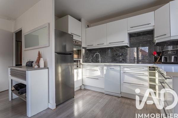 Appartement à vendre 2 pièces 48 m² Sainte-Geneviève-des-Bois