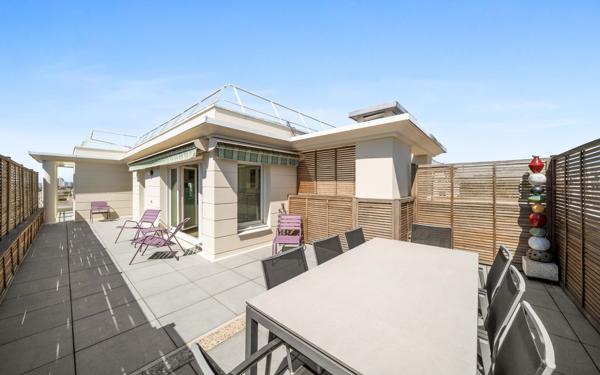 Appartement à vendre    5 pièces • 193,09 m2 Châtillon