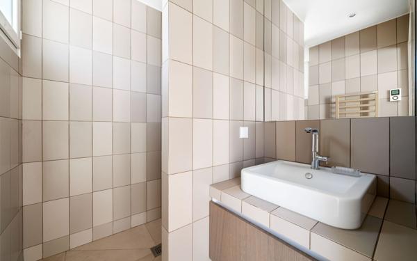 Appartement à vendre    5 pièces • 193,09 m2 Châtillon