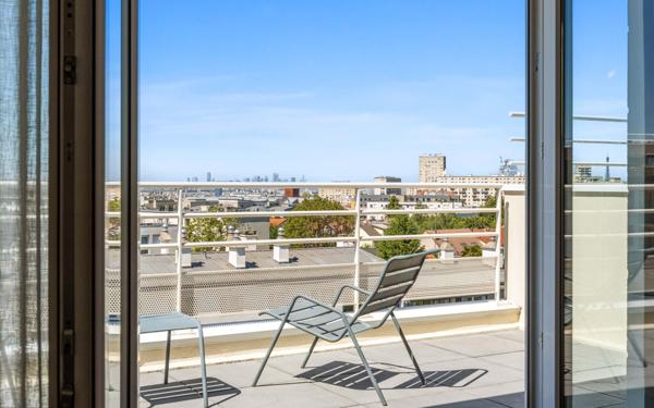 Appartement à vendre    5 pièces • 193,09 m2 Châtillon