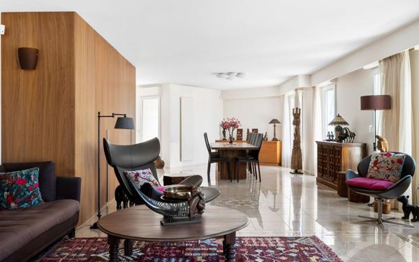 Appartement à vendre    5 pièces • 193,09 m2 Châtillon