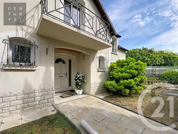 Maison à vendre  6 pièces - 233 m 2   ST PARRES AUX TERTRES  - 10