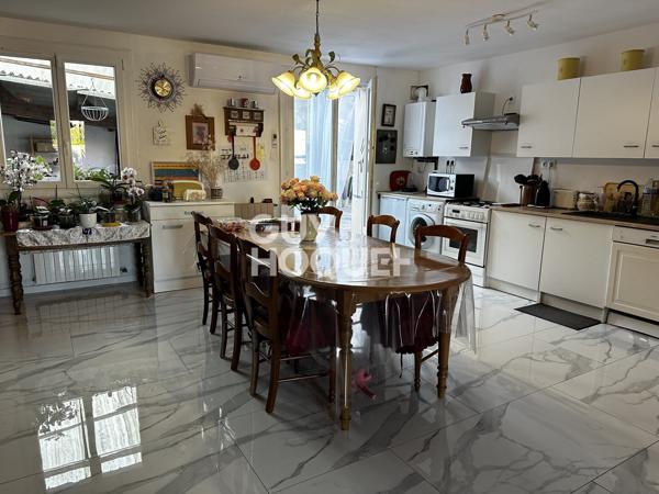 Maison à vendre de 4 pièces de 95 m² jardin .