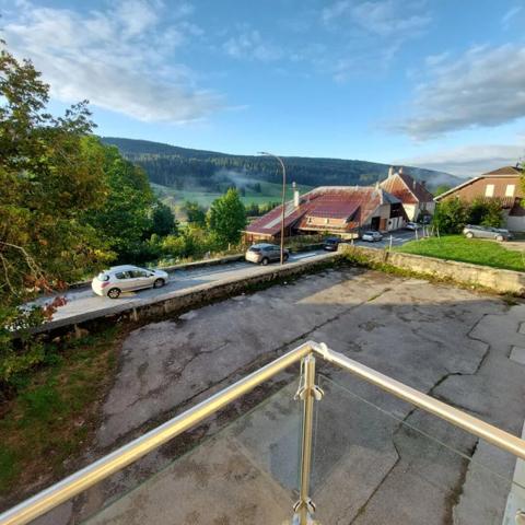 Appartement à louer à Rochejean (25370)