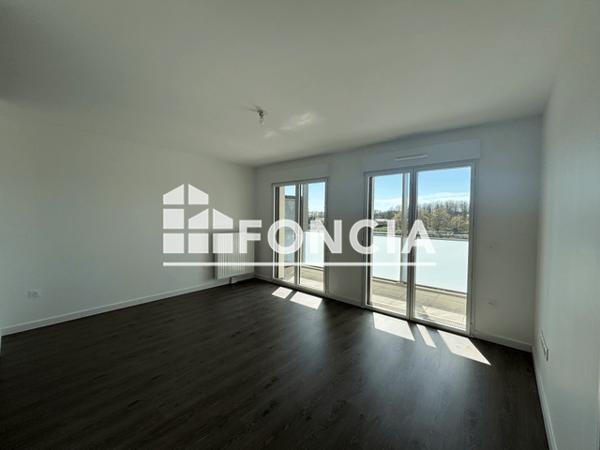 Location Appartement 2 pièces 42.31 m² - 16 AVENUE BREBANT Reims 51100