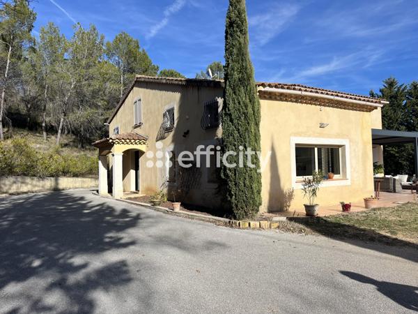 Maison 7 pièces - 257 m²