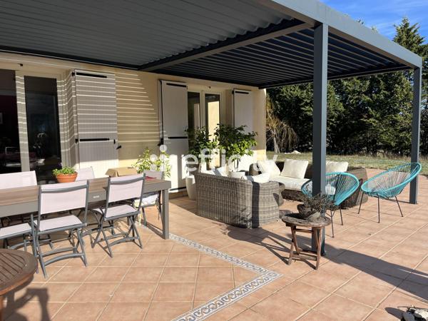 Maison 7 pièces - 257 m²