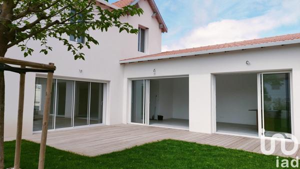 Maison à vendre 5 pièces 155 m² Châtelaillon-Plage