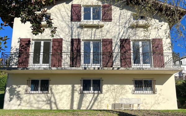 Appartement à vendre    4 pièces • 113 m2 Hasparren