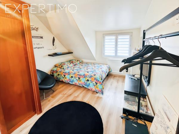 Boutervilliers (91150) Belle maison familiale de 163 m2 avec terrain constructible à Bouttervilliers proche Etampes