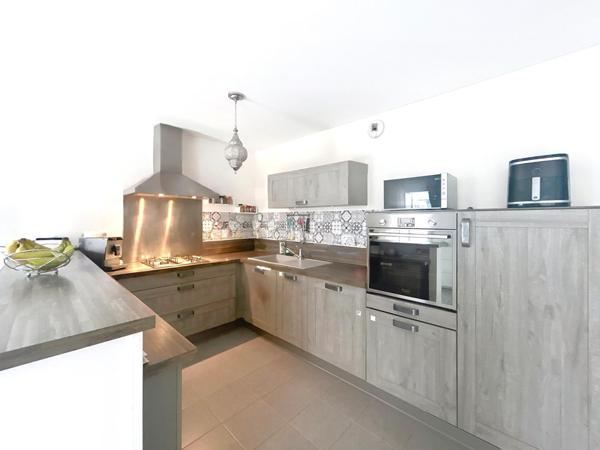 Appartement t4 avec jardin et parking