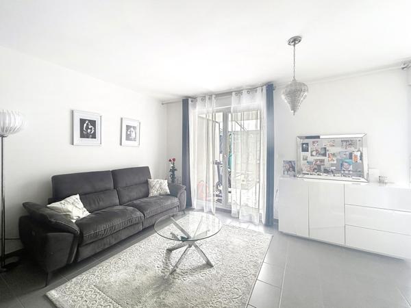 Appartement t4 avec jardin et parking