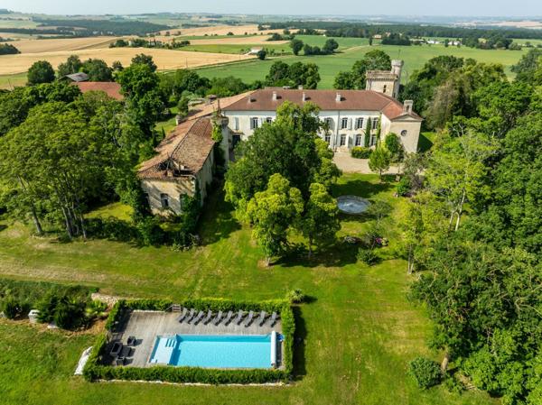 Vente Château Lectoure 30 Pièces 1432 m²