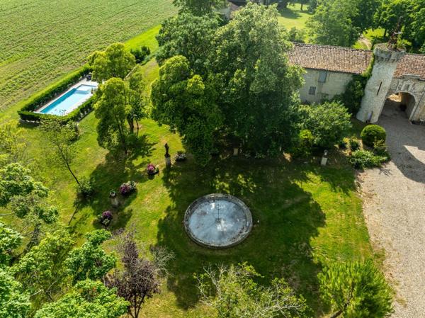 Vente Château Lectoure 30 Pièces 1432 m²