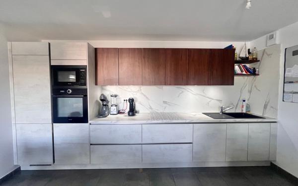 Appartement à vendre    3 pièces • 65 m2 Grabels