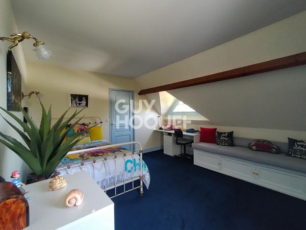 À vendre : Maison d'exception à Péronne (80200) - 204 m² avec 4 chambres !