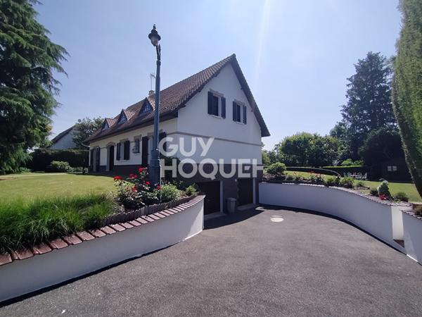 À vendre : Maison d'exception à Péronne (80200) - 204 m² avec 4 chambres !