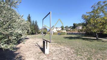 Mormoiron (84570) Maison en pierre au calme avec magnifique vue + atelier d'artistes et garage indépendant