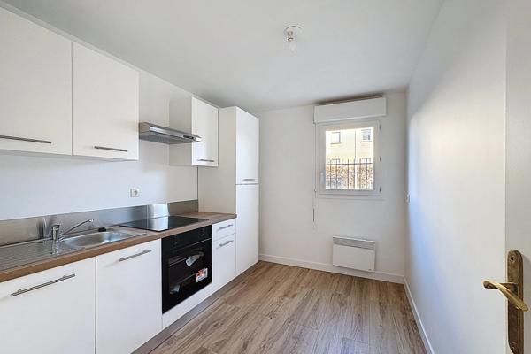 Appartement à vendre 3 pièces de 65,74 m² à Chanteloup-les-Vignes Autres biens correspondant à votre recherche Autres biens de l'agent