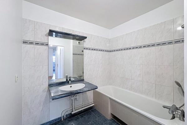 Appartement à vendre 3 pièces de 65,74 m² à Chanteloup-les-Vignes Autres biens correspondant à votre recherche Autres biens de l'agent