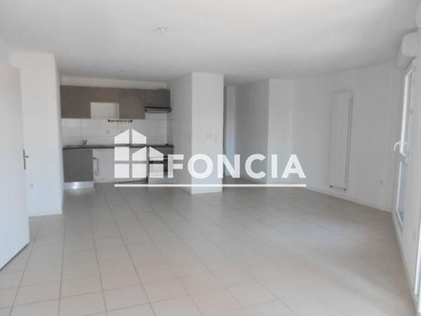 Location Appartement 3 pièces 68.75 m² - 8 RUE DE VENASQUE Toulouse 31400