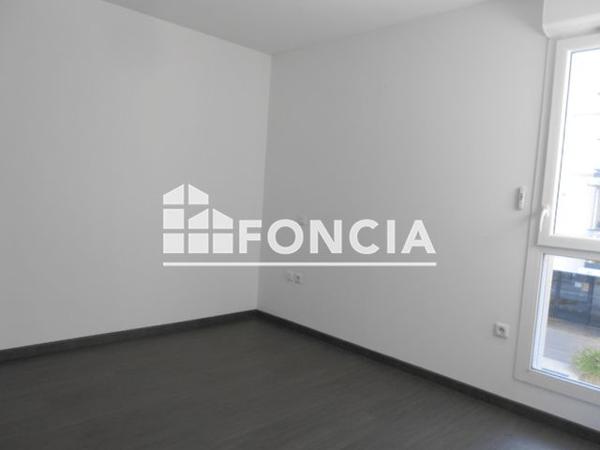 Location Appartement 3 pièces 68.75 m² - 8 RUE DE VENASQUE Toulouse 31400