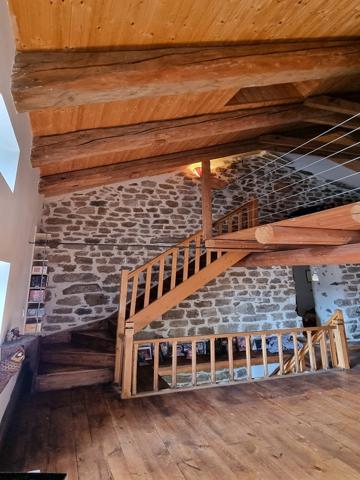 Maison 9 pièces - 463 m²