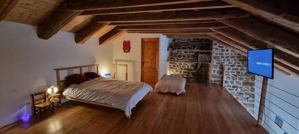 Maison 9 pièces - 463 m²