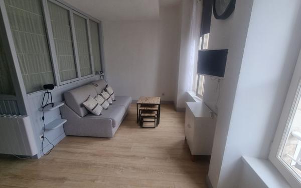 Appartement à louer    2 pièces • 38 m2 La Rochelle