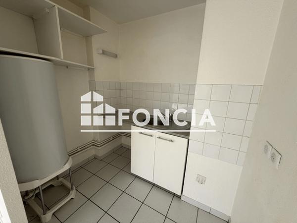 Location Appartement 2 pièces 41.37 m² - RESIDENCE CLOS DE LA FONDERIE 20 RUE BOURGES APT B 222 Talence 33400
