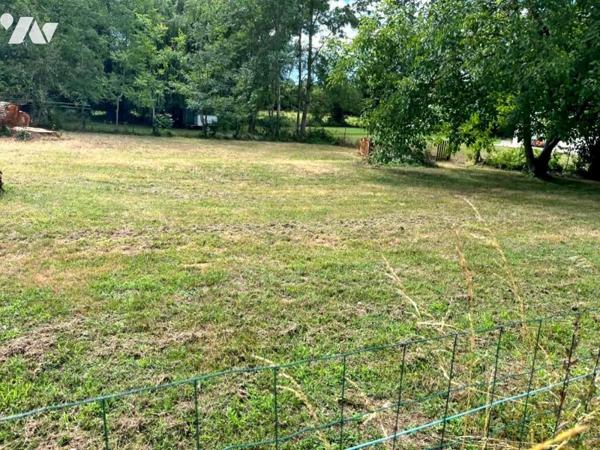 SAINT JEAN DE NIOST - BELLE PARCELLE DE TERRAIN 651 M2