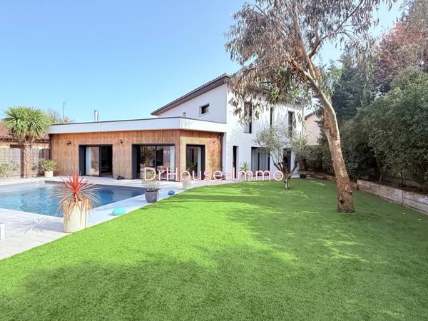 Maison à vendre 7 pièces de 262 m²