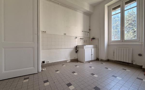 Appartement à louer    2 pièces • 58,81 m2 Lyon 7