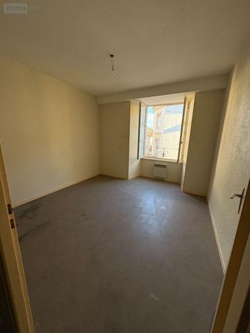 Immeuble à vendre à Joinville en Haute-Marne (52300), ref : JO/976