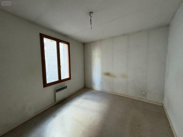 Immeuble à vendre à Joinville en Haute-Marne (52300), ref : JO/976