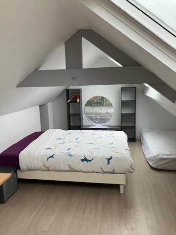 Maison d’architecte rénovée de 190 m² en hypercentre de Séné – Proximité Vannes, commerces et sentiers côtiers