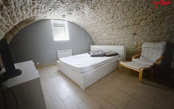 Maison à vendre    3 pièces • 70 m2 Aubergenville