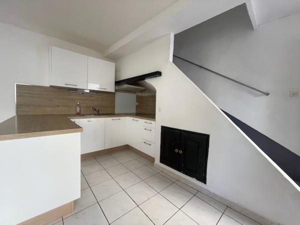 MAISON DE VILLAGE T3 - ORAISON