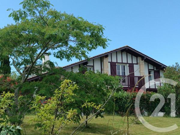 Maison à vendre  6 pièces - 235,70 m 2   BIDART  - 64