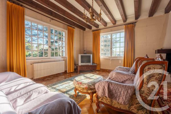 Maison à vendre  6 pièces - 235,70 m 2   BIDART  - 64