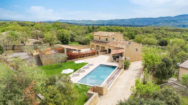 Exclusivité Mas provençal de 300m2 entièrement rénové par architecte