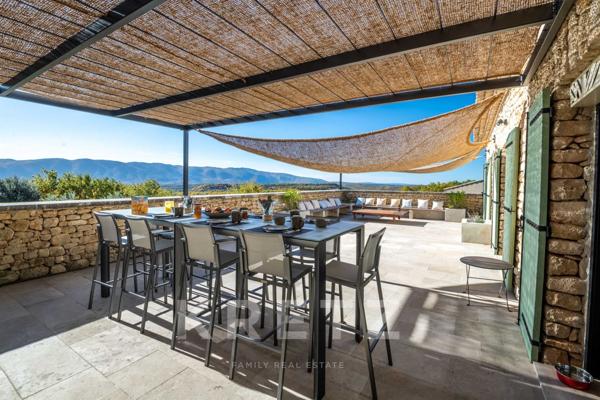 Exclusivité Mas provençal de 300m2 entièrement rénové par architecte