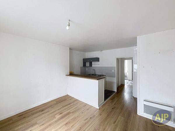 Location appartement Cholet : 440 € - AJP Immobilier Cholet