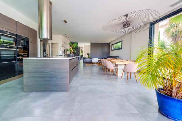 Vente Maison de luxe Lattes 5 Pièces 182 m²