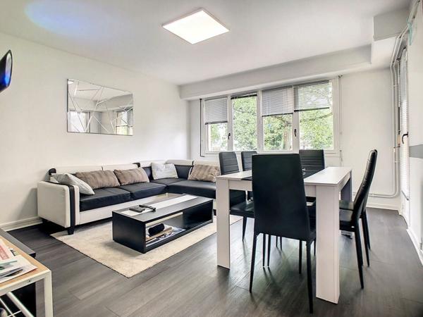 Appartement à louer    6 pièces •  Pau
